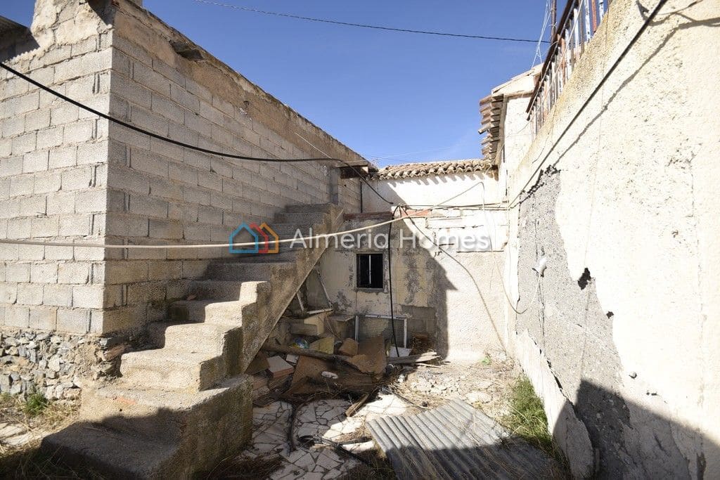 5 soveværelse Finca/Landehus til salg i Oria - € 69.950 (Ref: 6017704)