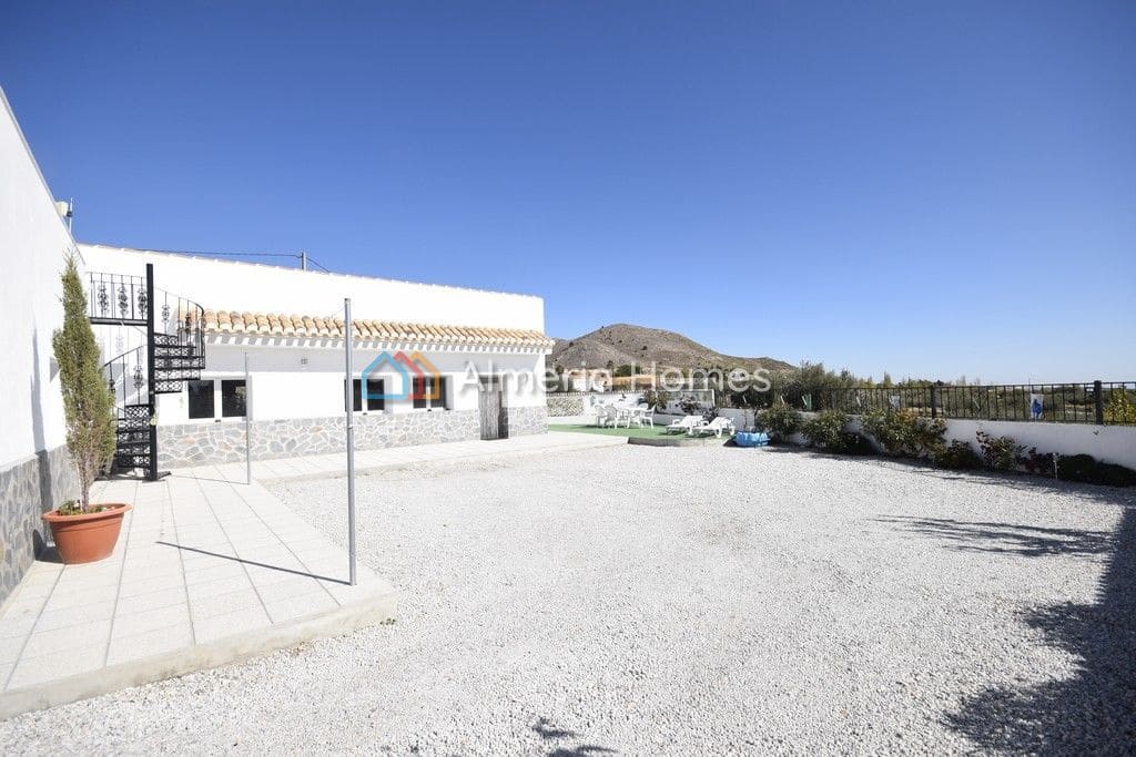 3 sovrum Villa till salu i Oria - 198 950 € (Ref: 6129415)