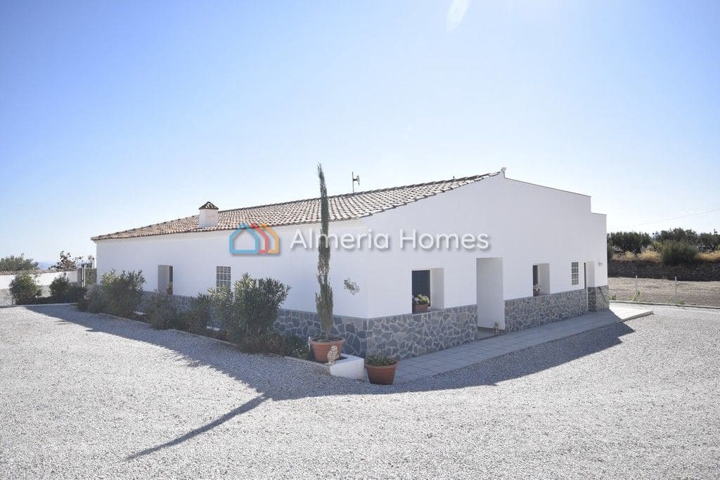 3 sovrum Villa till salu i Oria - 198 950 € (Ref: 6129415)