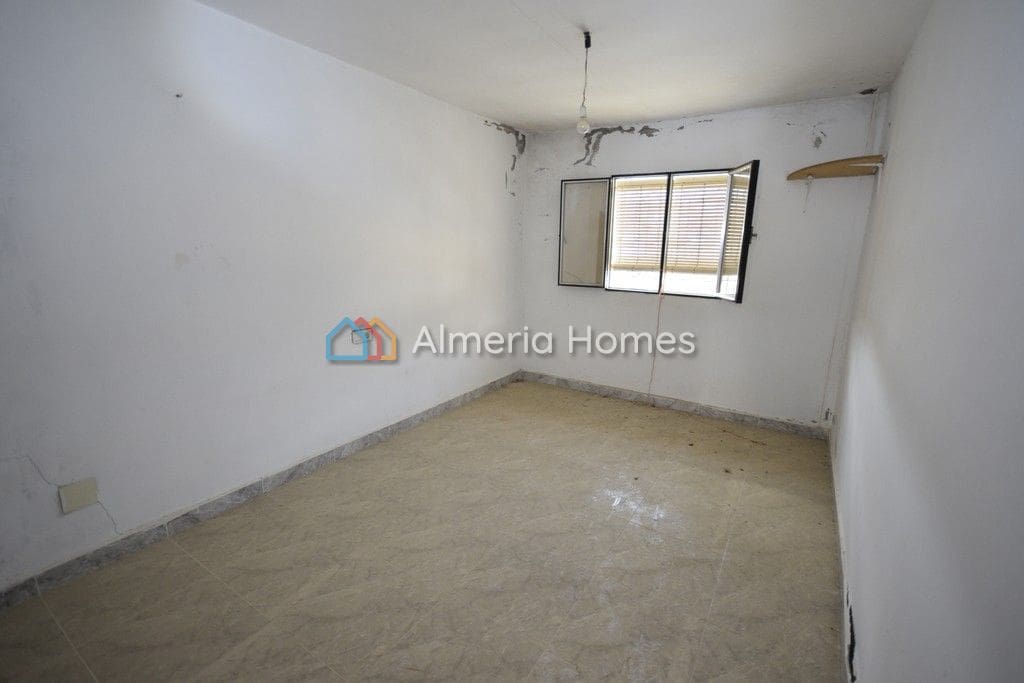 6 sypialnia Dom na sprzedaż w Zurgena - 73 000 € (Ref: 6221756)