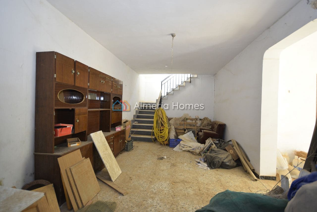 5 bedroom Finca/Country House for sale in Albox - € 89,000 (Ref: 6249099)