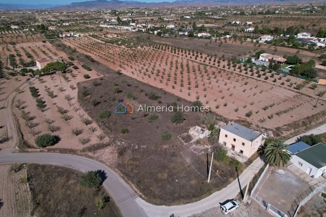 5 bedroom Finca/Country House for sale in Albox - € 89,000 (Ref: 6249099)