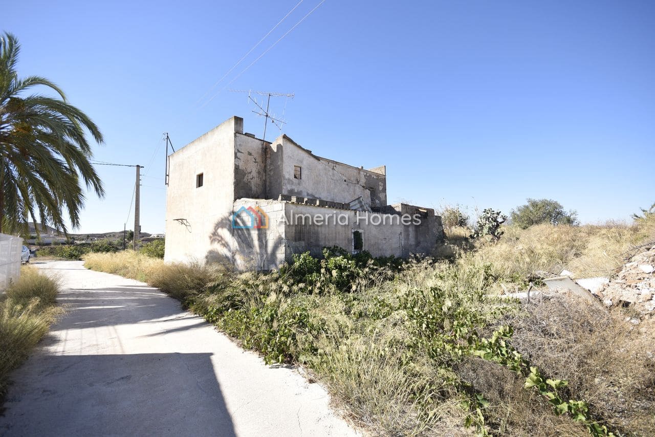 5 bedroom Finca/Country House for sale in Albox - € 89,000 (Ref: 6249099)