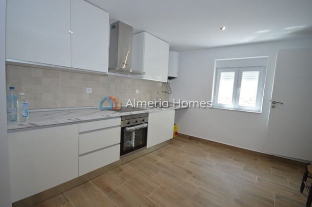 4 soveværelse Byhus til salg i Oria - € 189.950 (Ref: 6479241)