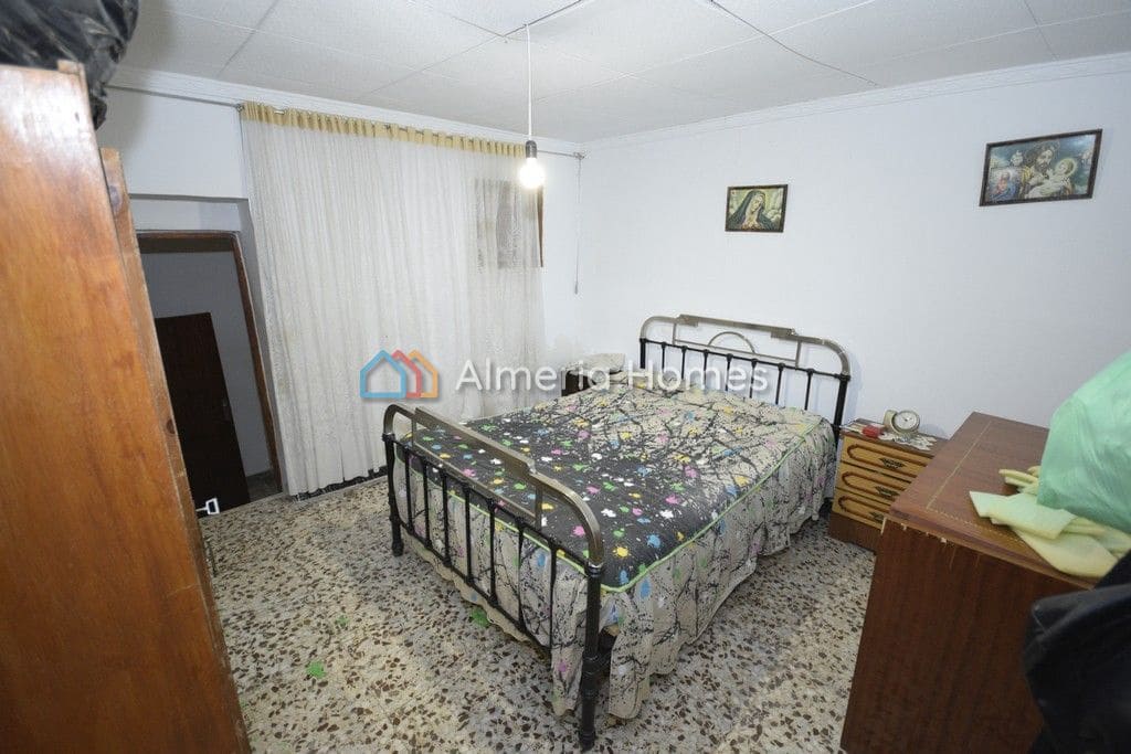 4 sovrum Finca/Hus på landet till salu i Oria - 64 950 € (Ref: 6691843)