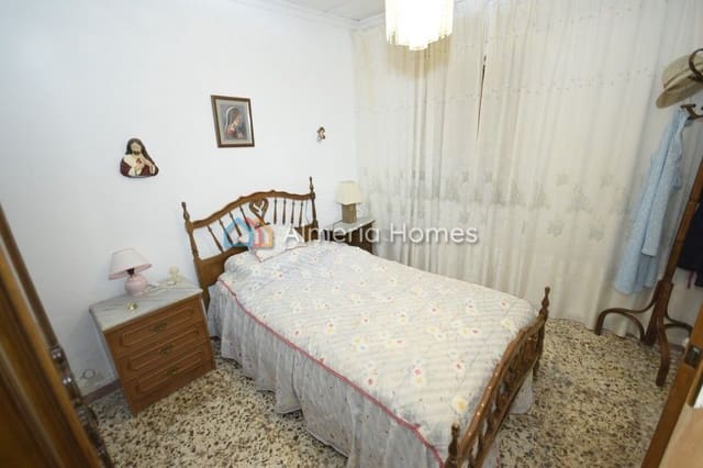 4 sovrum Finca/Hus på landet till salu i Oria - 64 950 € (Ref: 6691843)