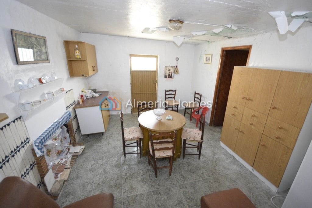 4 sovrum Finca/Hus på landet till salu i Oria - 64 950 € (Ref: 6691843)