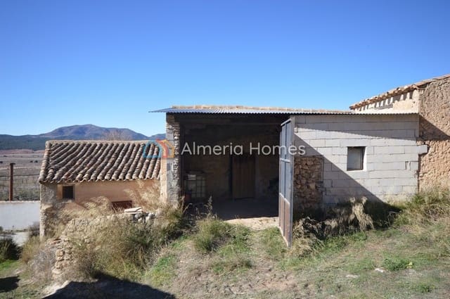 2 makuuhuone Maalaistalo myytävänä paikassa Oria - 35 000 € (Ref: 6697088)