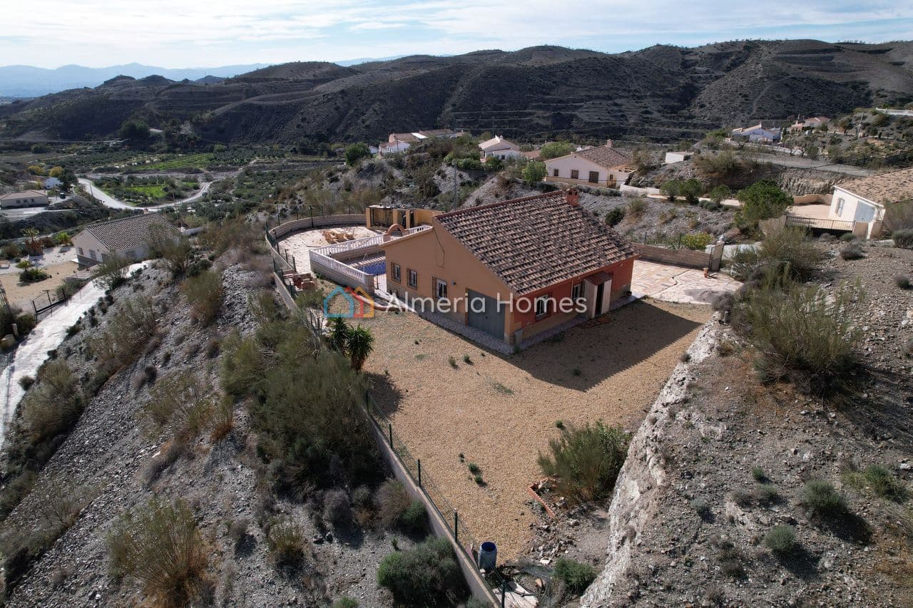 3 bedroom Villa for sale in Albox with pool - € 158,950 (Ref: 6744106)