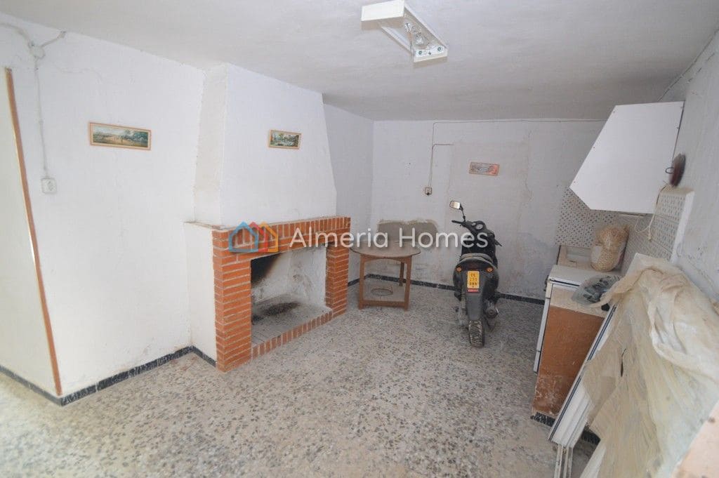 4 soveværelse Byhus til salg i Albox - € 63.000 (Ref: 6785678)