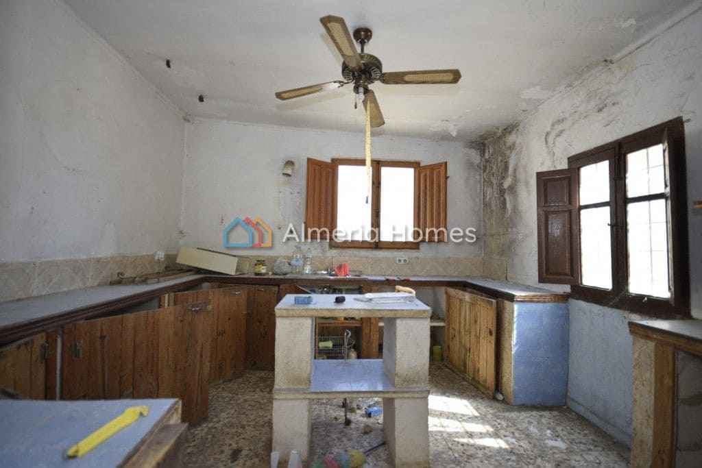 4 soveværelse Finca/Landehus til salg i Oria - € 69.000 (Ref: 6891335)