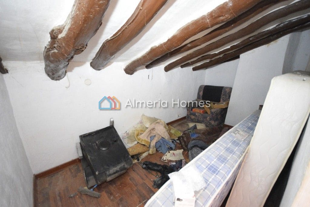 4 soveværelse Finca/Landehus til salg i Oria - € 69.000 (Ref: 6891335)