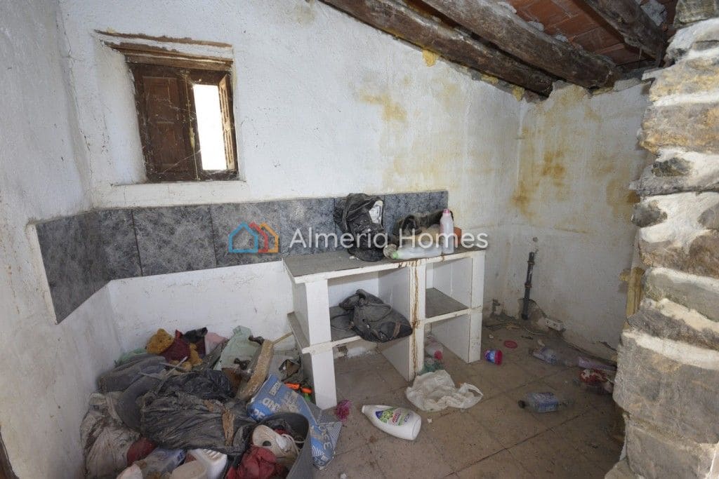 4 soveværelse Finca/Landehus til salg i Oria - € 69.000 (Ref: 6891335)