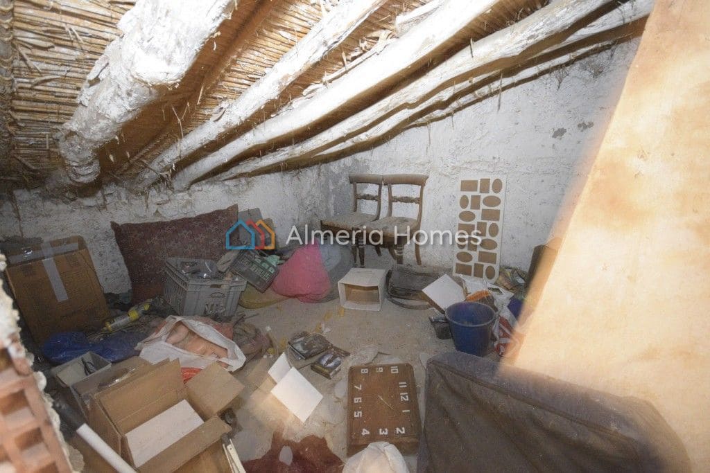 4 soveværelse Finca/Landehus til salg i Oria - € 69.000 (Ref: 6891335)