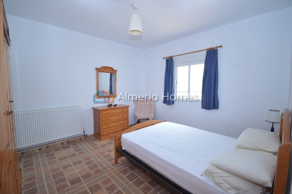 4 sypialnia Willa na sprzedaż w Oria z basenem - 274 995 € (Ref: 6960654)