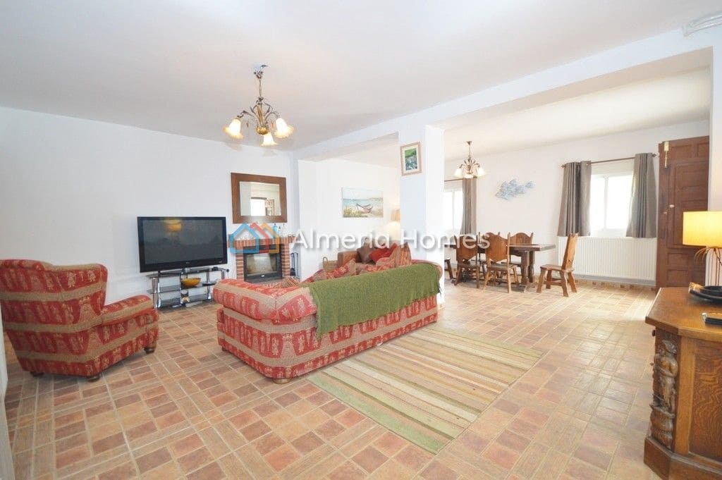 4 sypialnia Willa na sprzedaż w Oria z basenem - 274 995 € (Ref: 6960654)