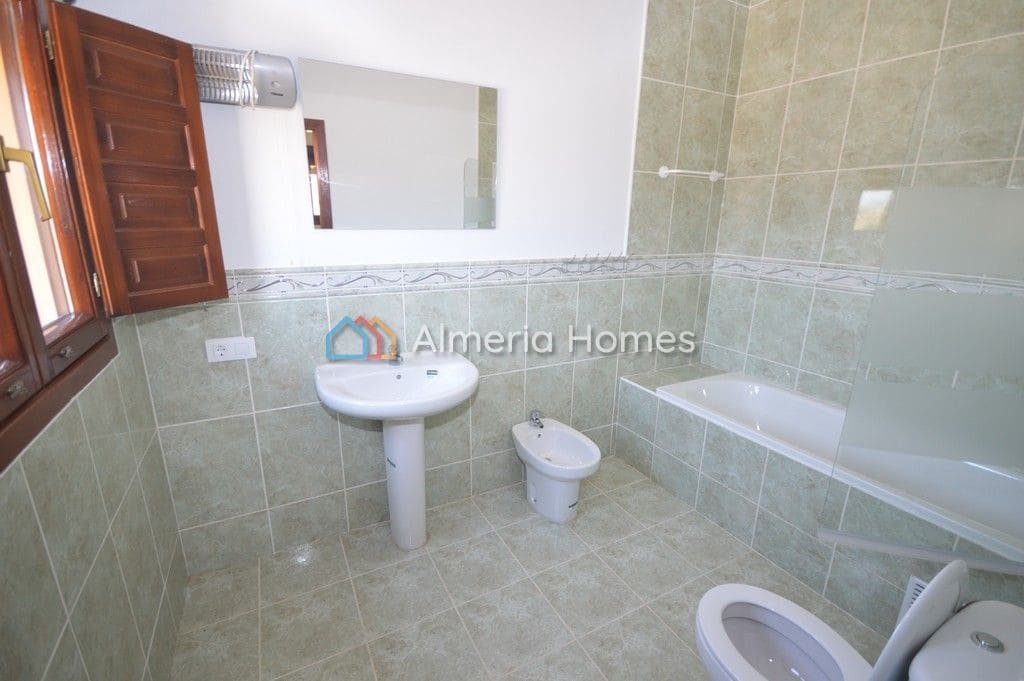 3 slaapkamer Villa te koop in Zurgena met zwembad - € 299.000 (Ref: 6992902)