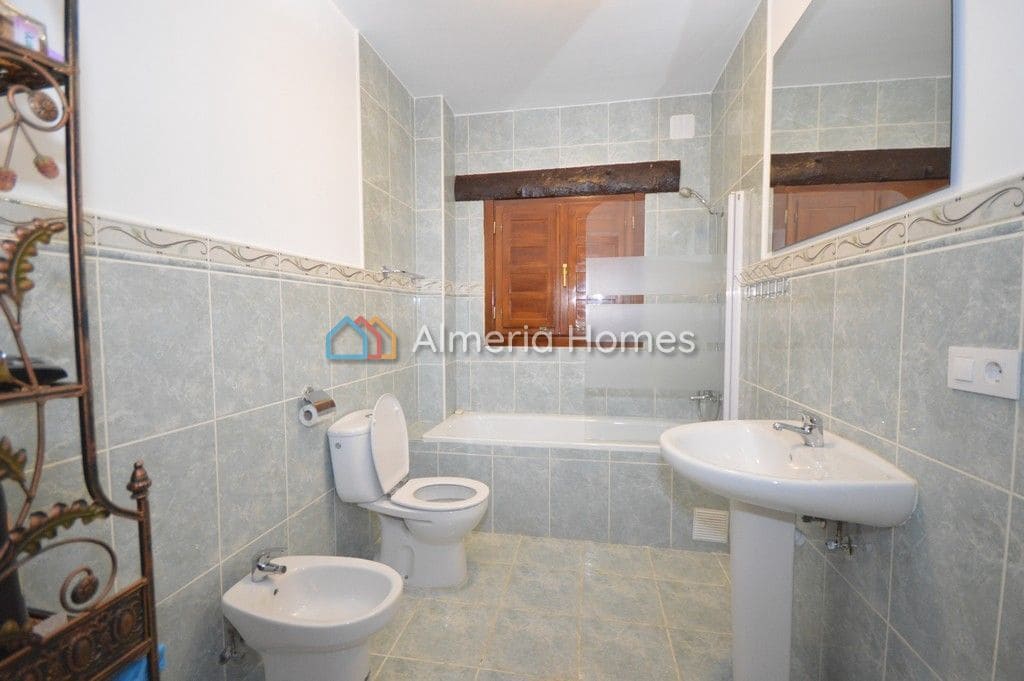 3 slaapkamer Villa te koop in Zurgena met zwembad - € 299.000 (Ref: 6992902)