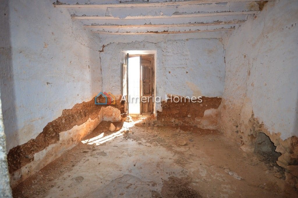 4 soverom Finca/Herregård til salgs i Arboleas - € 49 000 (Ref: 704162)