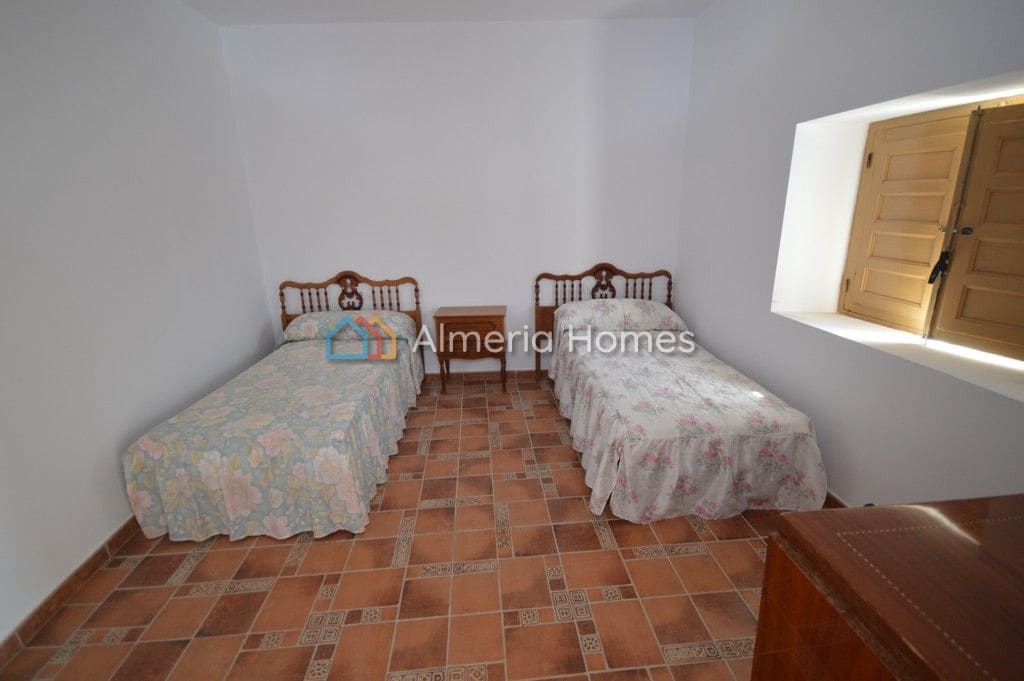 5 sypialnia Finka/Dom wiejski na sprzedaż w Albox - 194 500 € (Ref: 7058484)