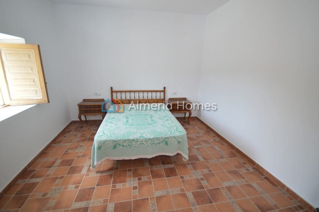 5 sypialnia Finka/Dom wiejski na sprzedaż w Albox - 194 500 € (Ref: 7058484)