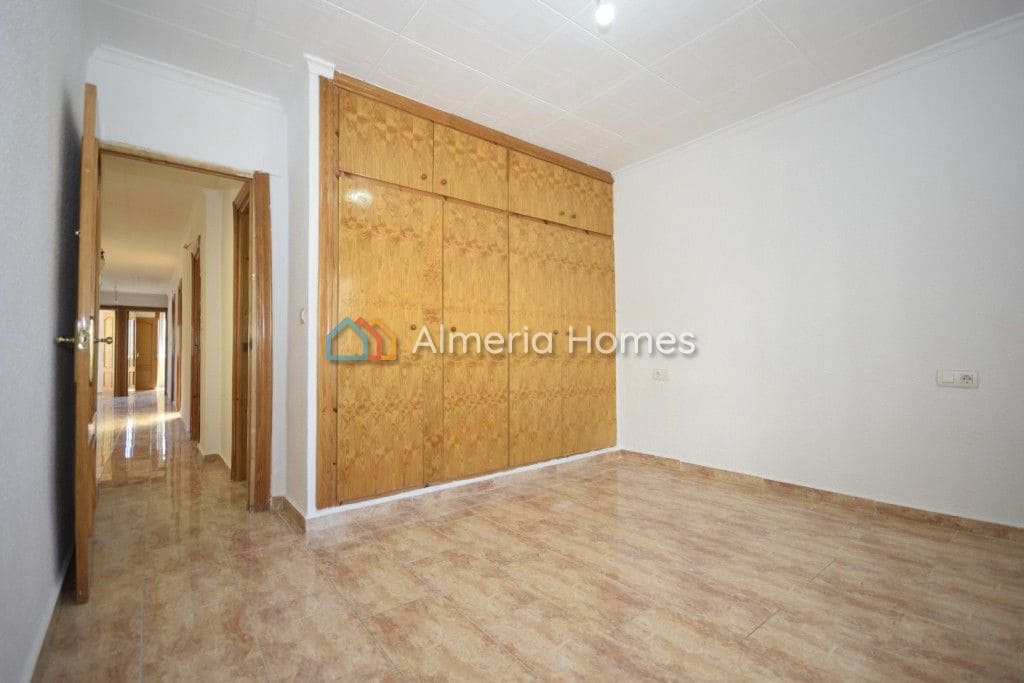 3 makuuhuone Omakotitalo myytävänä paikassa Oria - 64 995 € (Ref: 7101407)