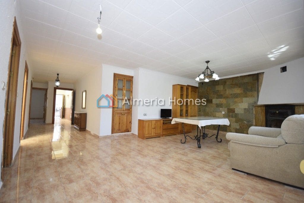 3 makuuhuone Omakotitalo myytävänä paikassa Oria - 64 995 € (Ref: 7101407)