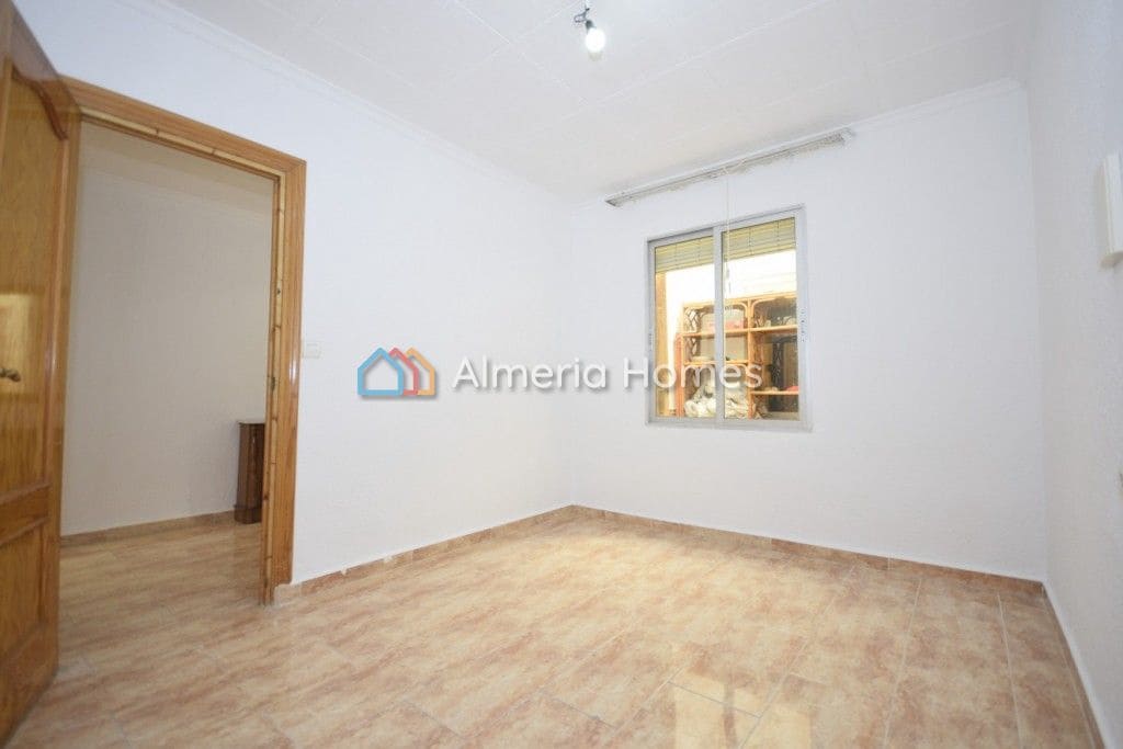 3 makuuhuone Omakotitalo myytävänä paikassa Oria - 64 995 € (Ref: 7101407)