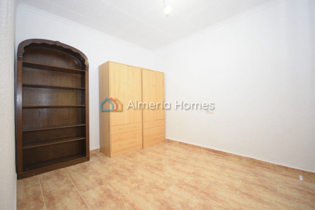 3 makuuhuone Omakotitalo myytävänä paikassa Oria - 64 995 € (Ref: 7101407)