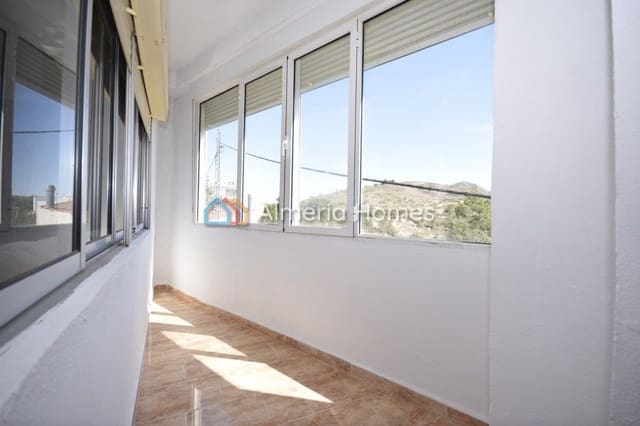 3 makuuhuone Omakotitalo myytävänä paikassa Oria - 64 995 € (Ref: 7101407)