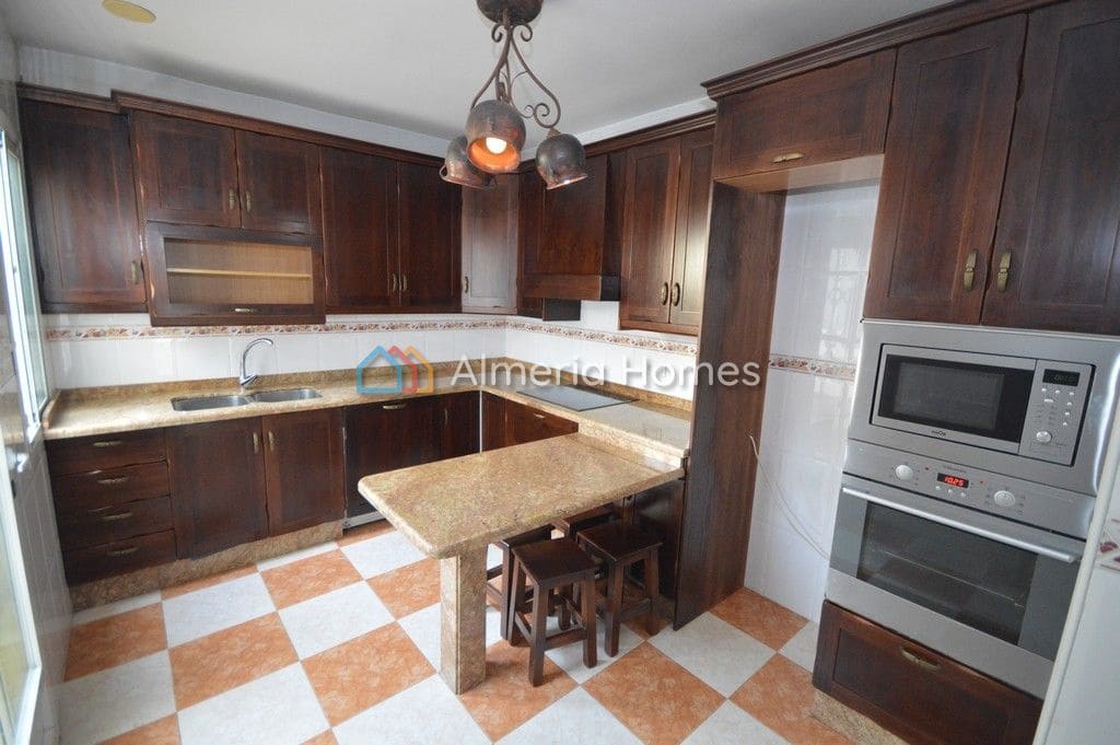 4 bedroom Apartment for sale in Albox - € 157,000 (Ref: 7314580)