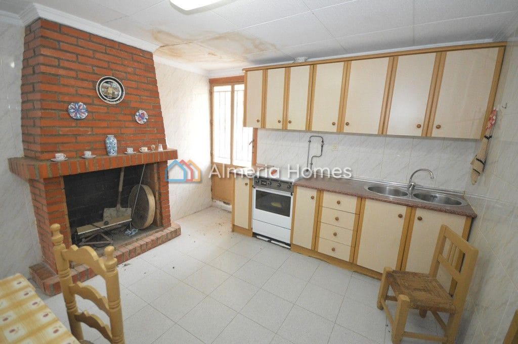 5 bedroom Finca/Country House for sale in Albox - € 79,995 (Ref: 7316137)