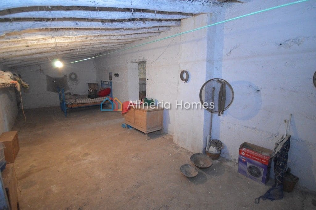 5 bedroom Finca/Country House for sale in Albox - € 79,995 (Ref: 7316137)