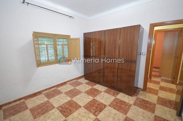 3 soveværelse Byhus til salg i Fines - € 66.000 (Ref: 7348178)