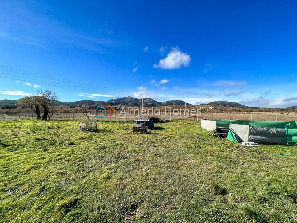 3 soveværelse Villa til salg i Oria - € 80.000 (Ref: 7362861)