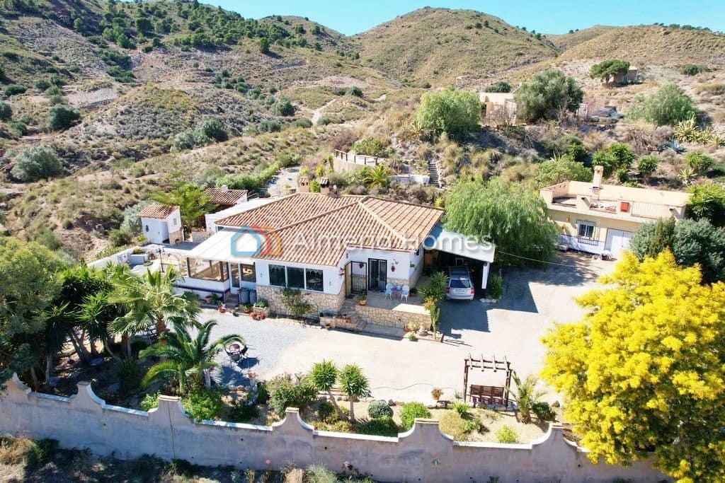 4 sypialnia Willa na sprzedaż w Zurgena - 239 925 € (Ref: 7437409)