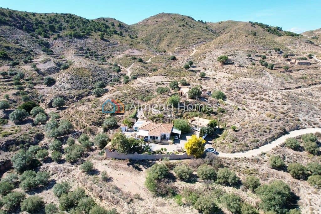 4 sypialnia Willa na sprzedaż w Zurgena - 239 925 € (Ref: 7437409)