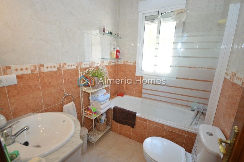 4 sypialnia Willa na sprzedaż w Zurgena - 239 925 € (Ref: 7437409)