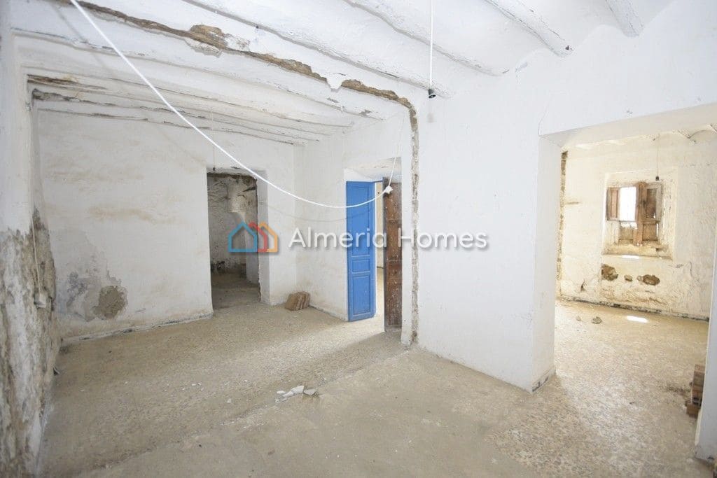 4 soveværelse Finca/Landehus til salg i Albox - € 45.000 (Ref: 7552172)