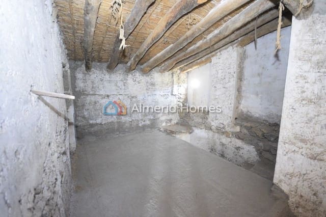 4 bedroom Finca/Country House for sale in Albox - € 45,000 (Ref: 7552172)