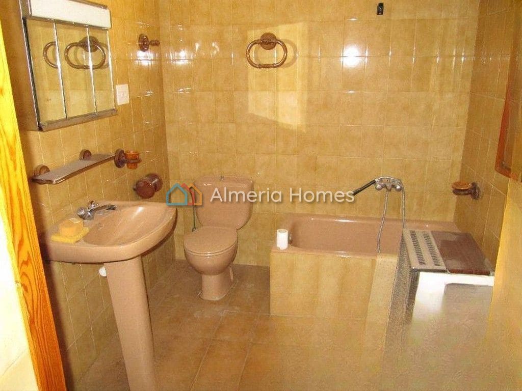 4 chambre Maison de Ville à vendre à Velez-Rubio - 87 500 € (Ref: 7687491)