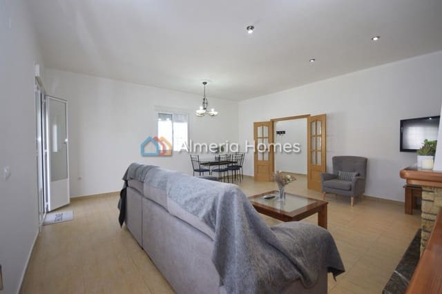 3 sovrum Villa till salu i Albox med pool garage - 279 950 € (Ref: 7758711)