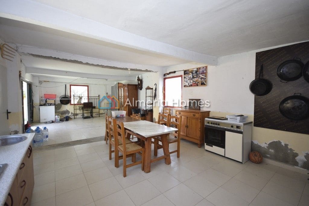 3 soveværelse Villa til salg i Albox med swimmingpool garage - € 279.950 (Ref: 7758711)