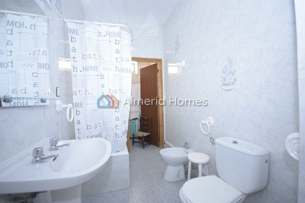 4 soveværelse Byhus til salg i Oria med garage - € 159.950 (Ref: 7898958)