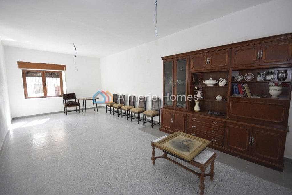 4 soveværelse Byhus til salg i Oria med garage - € 159.950 (Ref: 7898958)