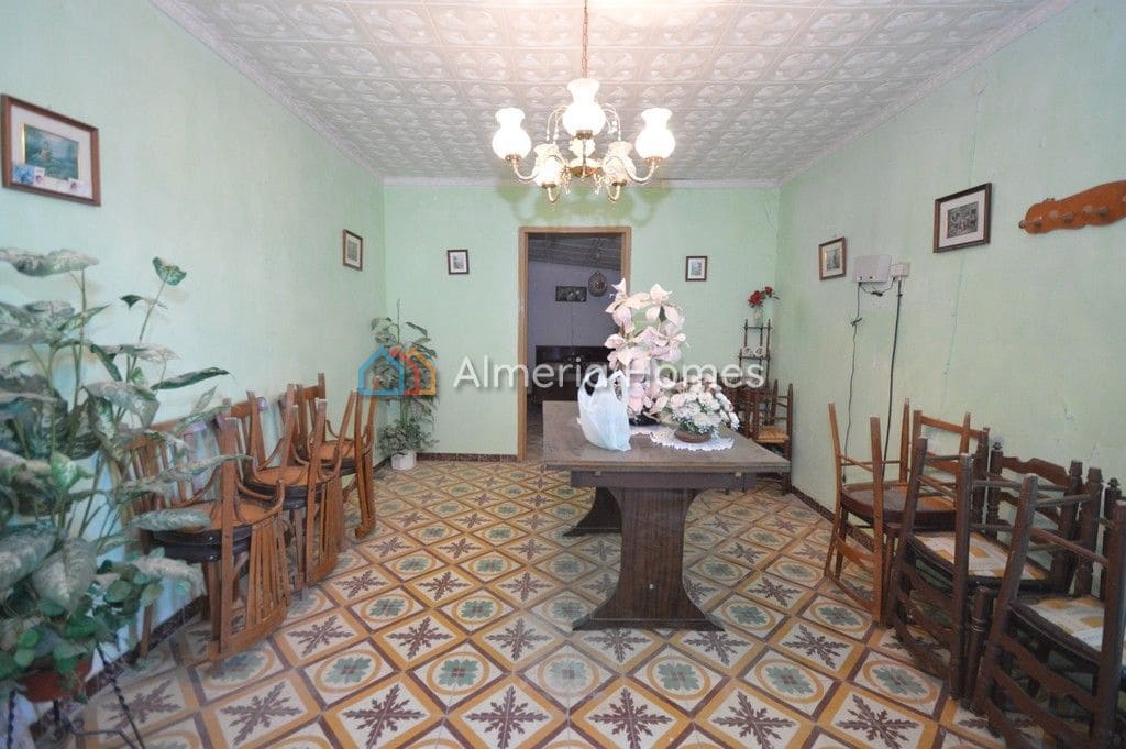 3 bedroom Finca/Country House for sale in Albox with garage - € 34,950 (Ref: 8059195)