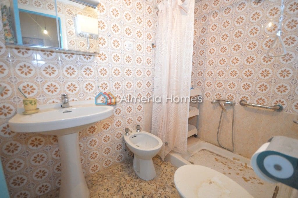 3 bedroom Finca/Country House for sale in Albox with garage - € 34,950 (Ref: 8059195)