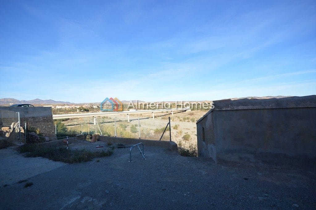 3 bedroom Finca/Country House for sale in Albox with garage - € 34,950 (Ref: 8059195)