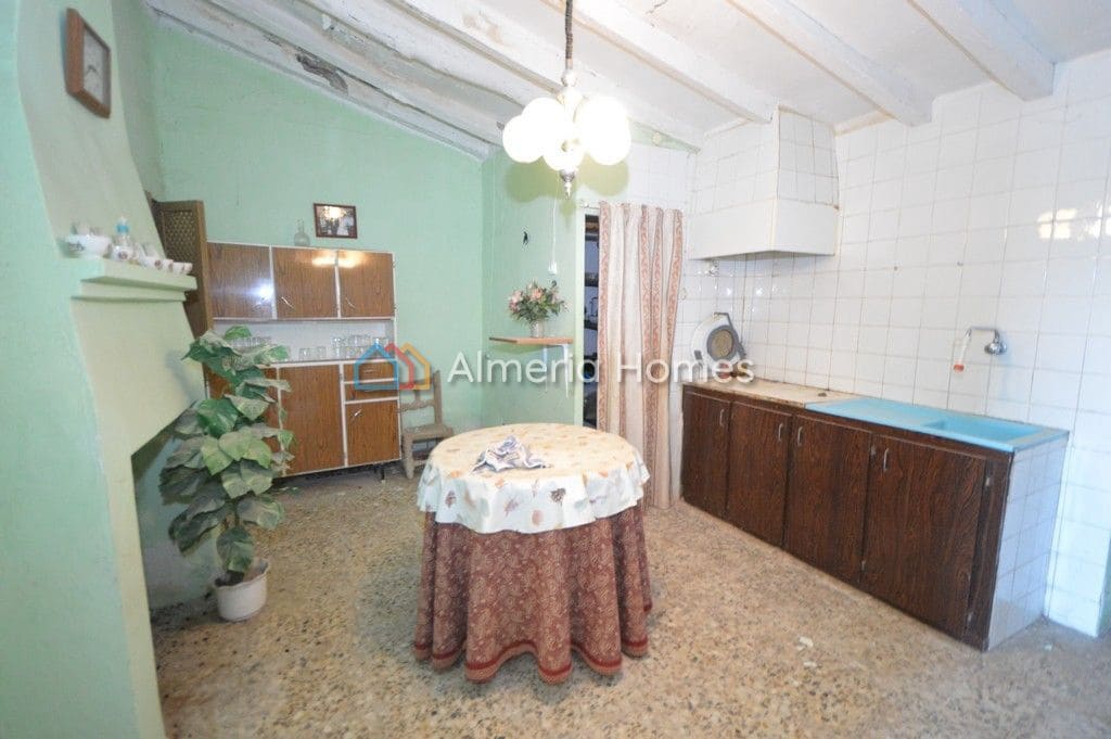 3 bedroom Finca/Country House for sale in Albox with garage - € 34,950 (Ref: 8059195)