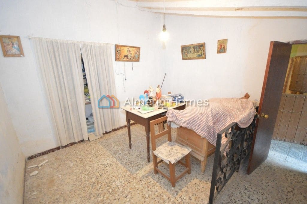 3 bedroom Finca/Country House for sale in Albox with garage - € 34,950 (Ref: 8059195)